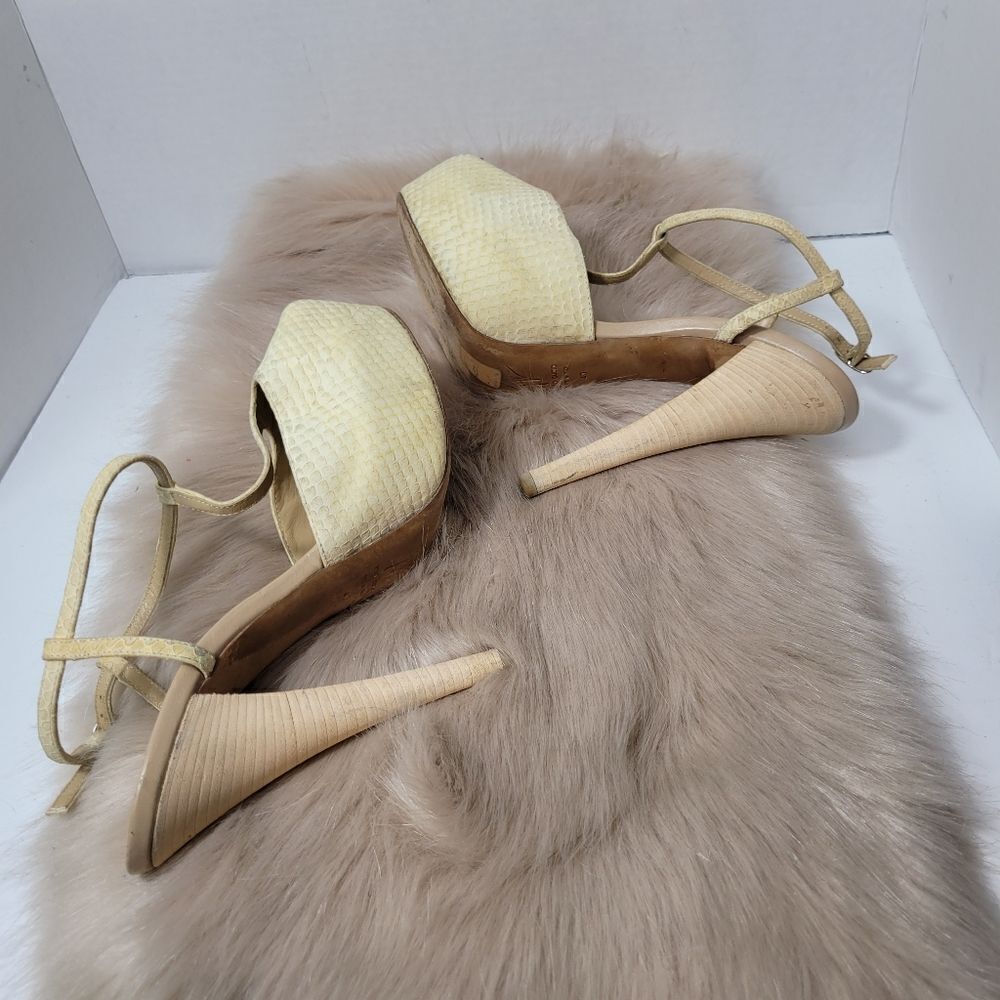 Giuseppe Zanotti Sand Open Toe T-strap Hidden Platforms - Picture 5 of 8